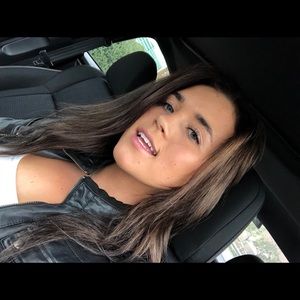 Meet your Posher, Michaela